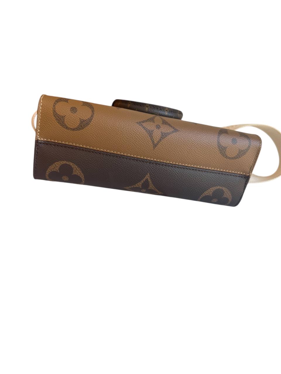 Louis Vuitton Onthego East West in tela monogram reverse
