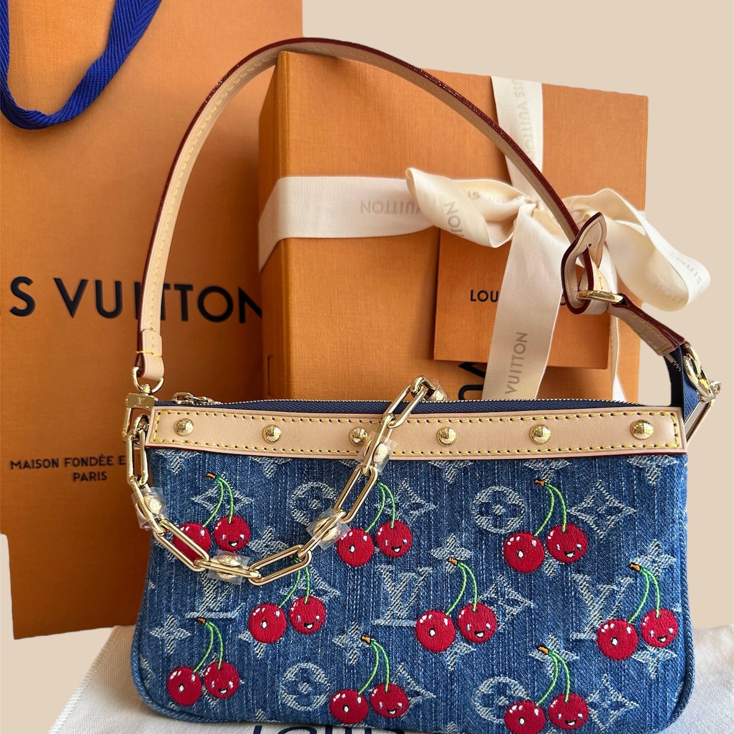 Pochette Accessoires Louis Vuitton x Takashi Murakami